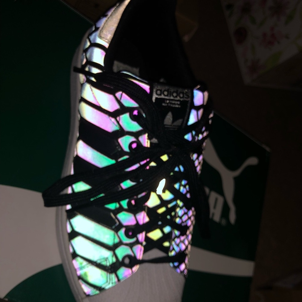 Sneakers, reflective